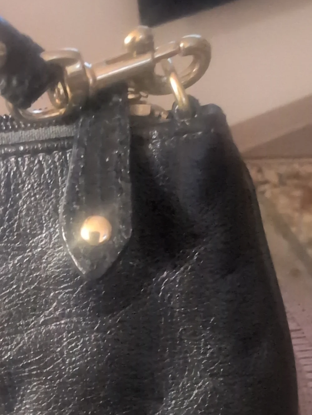 Vintage Ashley VCoach Black Leather Shoulder Bag with Gold Logo